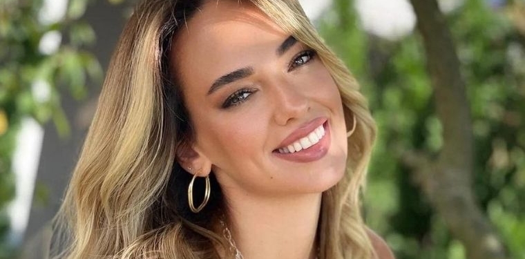 Seda Bakan’ın o pozlarına yorum yağdı! Kızılcık Şerbeti göndermesi
