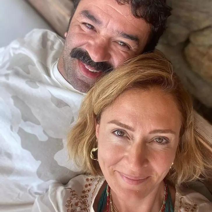 Ceyda Düvenci ile boşanıp doğaya kaçmıştı! Bülent Şakrak'tan aşk yorumu