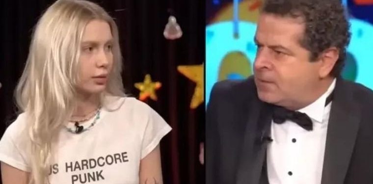 Aleyna Tilki “Korkmuyorum” dedi başına gelenleri sıraladı! Cüneyt Özdemir “Savaş muhabirliği yaptık bu kadar tehlike atlatmadık” yanıtıyla olay oldu