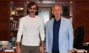 Erdal Beşikçioğlu