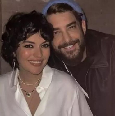 Ezgi Mola ve Enis Arıkan'ın dostluğu bitti! Sebebini duyanlar şoke oldu 2 Ezgi Mola ve Enis Arıkan'ın dostluğu bitti! Sebebini duyanlar şoke oldu