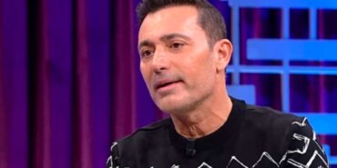 Mustafa-Sandal-kayıtsız-kalamadı--'Hilafet-bayrağı-açmak-ciddi-bir-suç'