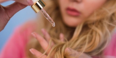 Saç bakımında en etkili yağ! 1 damlası bile saçları sırma gibi yapıyor...