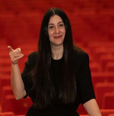 Yasemin Sakallıoğlu Avustralya turnesinde beklenmeyen bir talihsizlik yaşadı 2 kapak_093638