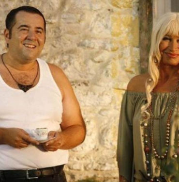 Demet Akbağ: 'Ata Demirer ile oynamak Icardi ile oynamak gibi' 2 kapak_133429
