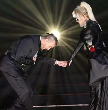 Ajda Pekkan ve Cem Adrian'dan albüm müjdesi 2 kapak_163025