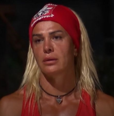 Survivor'da Sahra diskalifiye mi oldu? Sahra ve Nagihan arasında neler yaşandı? 3 kapak_172607