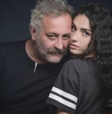 Pavyon dansı çok konuşulmuştu... Hazar Ergüçlü'nün eski sevgilisi Onur Ünlü'den "Dilber" yorumu geldi! 2 onur ünlü hazar ergüçlü