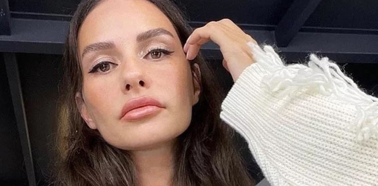 Doktorlar’ın Ela’sı Yasemin Özilhan yeni yaşını lüks tatilde kutladı! Görenler “Kendine ne yaptın” dedi