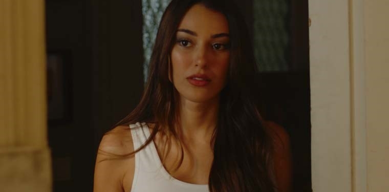 Dilan Çiçek Deniz’in yeni filmi ‘Aşk Mevsimi izleyiciyle buluşuyor