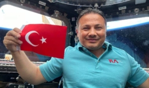 Alper Gezeravcı uzaydan ne zaman dönecek? Türk astronot Alper Gezeravcı'nın dönüş tarihi ertelendi?