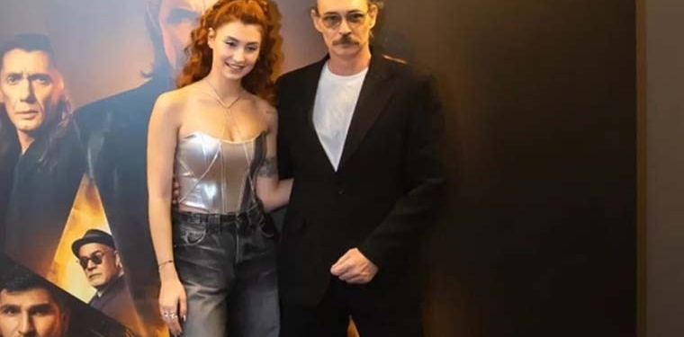 Erdal Beşikçioğlu kızının film galasına katıldı