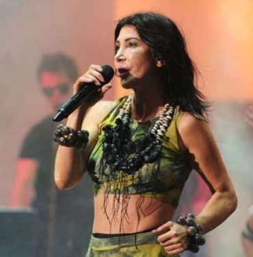 Hande Yener’in acı günü: Annesini kaybettiğini duyurdu 9 kapak_093018