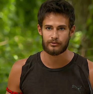 Survivor'un yıldızı Batuhan Karacakaya ilgili yeni iddia: Saçı peruk mu? 4 kapak_165340