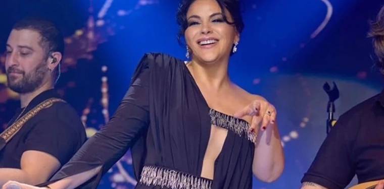 Şarkıcı Zara’dan ‘estetik’ açıklaması: ‘Hepimizde var’