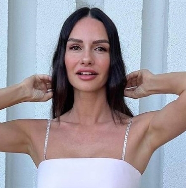 Eski oyuncu Yasemin Özilhan'dan sağlıklı yeni tarif: 'Altın süt' 3 kapak_132220