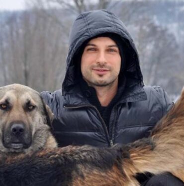 Tarkan'dan 'köpeklerin uyutulması' teklifine sert tepki: "Vicdanımızı da, can dostlarımızı da uyutamayız..." 2 Tarkan