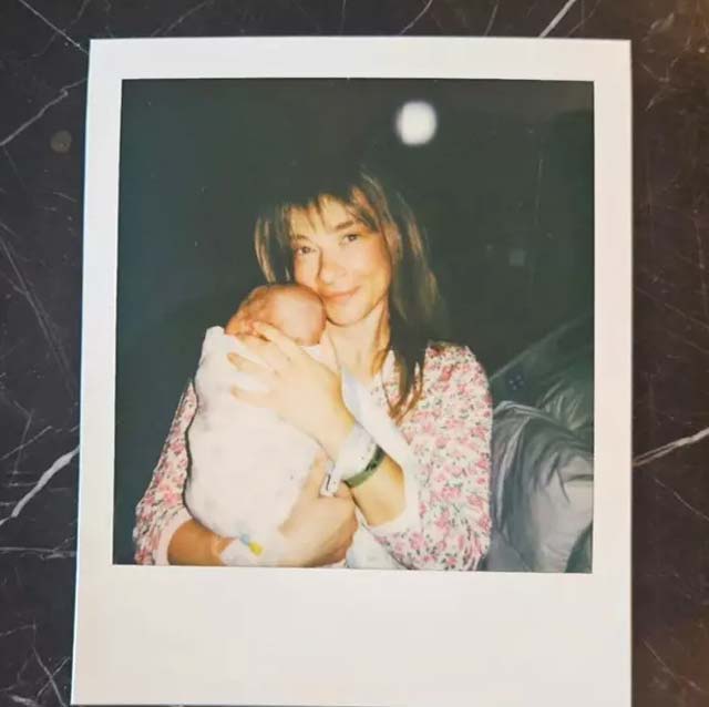 İkinci kez anne olan Müge Boz bakın çocuğuna ne isim koydu