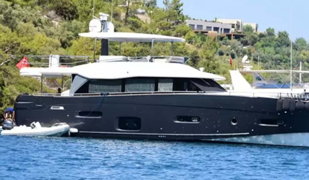 Cem Yılmaz teknesini sattı! Değeri dudak uçuklattı