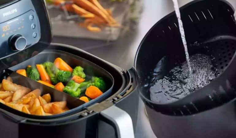 Uzmanı sebepleriyle tek tek açıkladı: Air fryerlar ne sıklıkla ve nasıl temizlenmeli?
