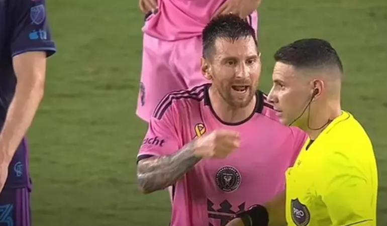 Berabere biten maçta Lionel Messi çılgına döndü! Maçın hakemine küfür etti