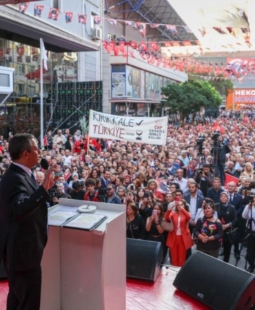 Özgür Özel: 'Erdoğan'ın sığınmacı yaratan politikalarına karşıyız' 10 CHP ÖZEL
