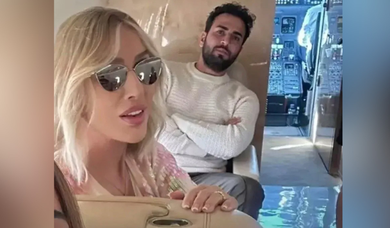 61 yaşındaki Seda Sayan’dan aşk dolu paylaşım: “Öylece gidiyoruz yârimle…”
