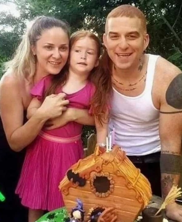 13 yıllık evlilik sona erdi... Gökhan Özoğuz ve Melis Ülken boşandı! 8 Athena-Gökhan-ve-Melis-Ülken