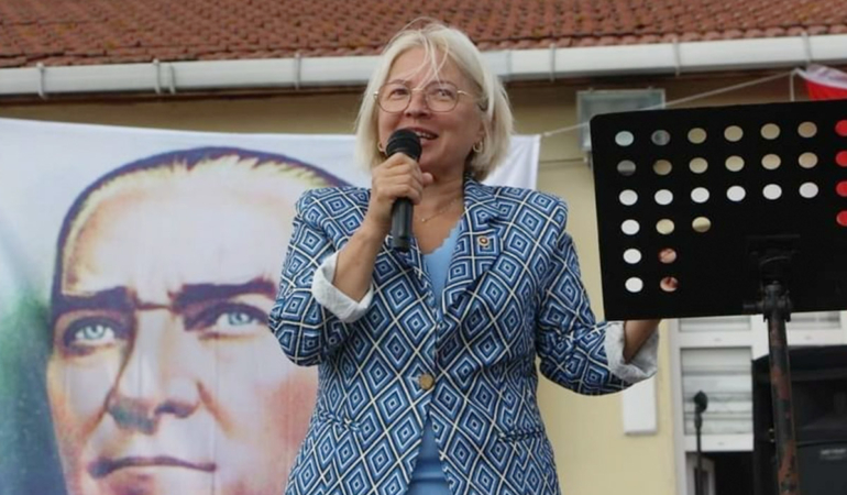 CHP’li Nurten Yontar’dan sosyal yardım artışlarına sert tepki: “Bu rakamlar hayal kırıklığıdır, vicdanınızı sorgulayın”