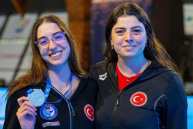 Avrupa’nın Zirvesinde Bir Anabilim Yıldızı: Selin Hürmeriç 3 Türk-Yüzme-Tarihinde-Bir-İlk