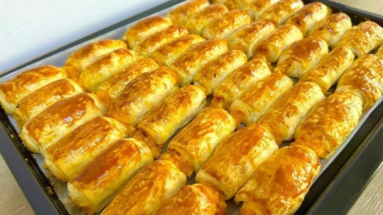 Kahvaltilar-icin-pratik-ve-citir-bir-alternatif-Patatesli-borek-tarifi-featured