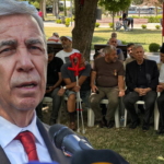 Kredi başvurusu reddedilince bankanın ATM'sini kırdı 1 thumbnail
